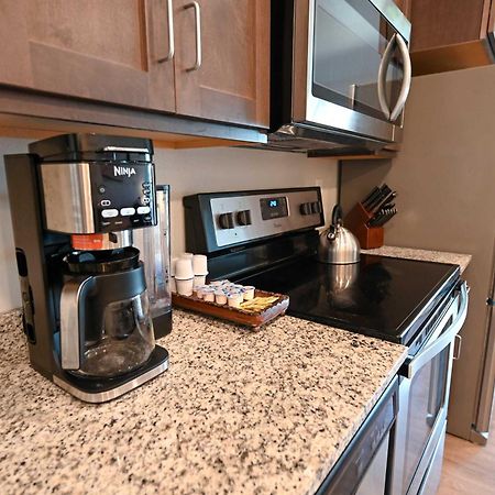 2 Bedroom Brand New Apartment Near Mayo, Park Free Rochester Exterior foto