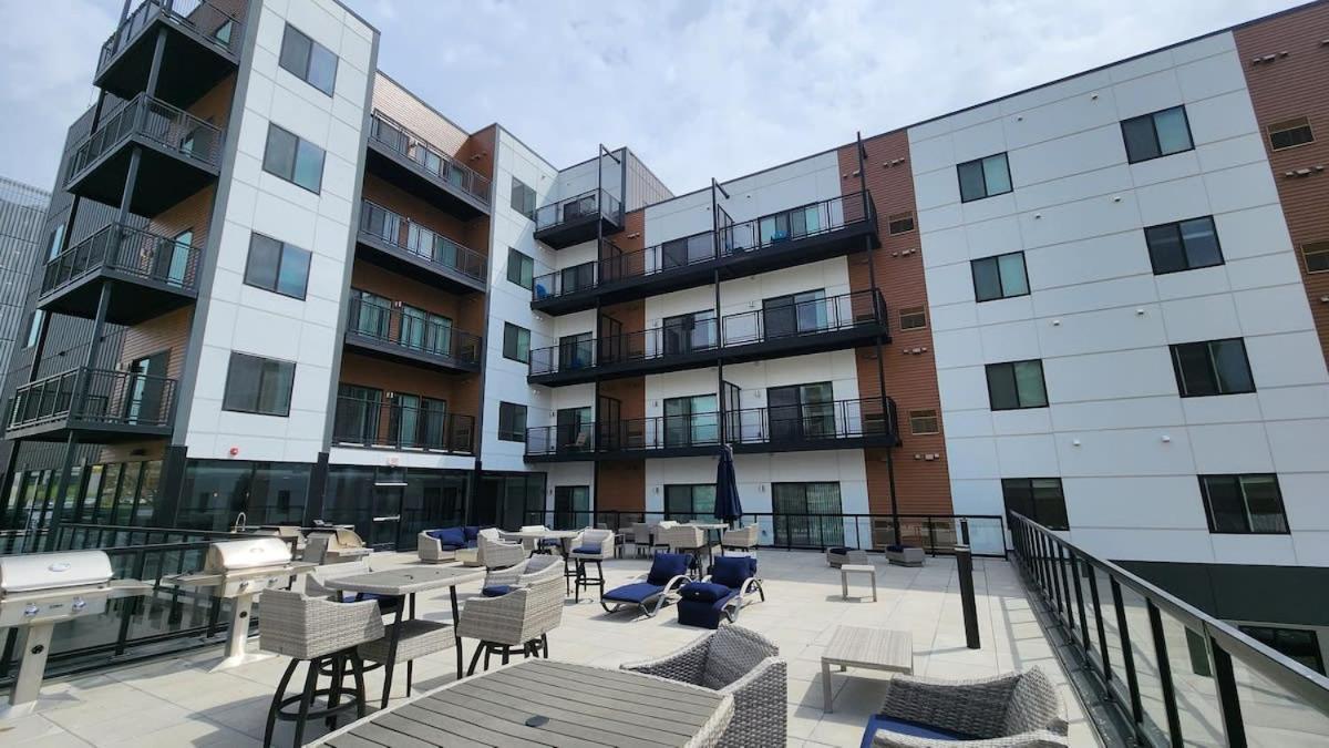 2 Bedroom Brand New Apartment Near Mayo, Park Free Rochester Exterior foto
